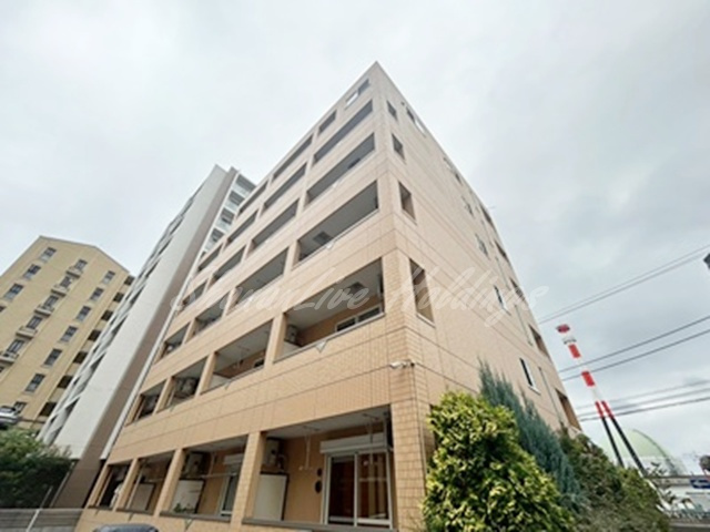 横浜市西区中央１丁目の賃貸マンションの外観