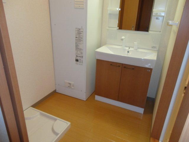 横浜市西区中央１丁目の賃貸マンションの洗面所