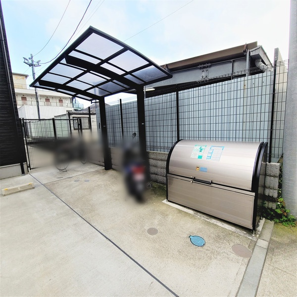 グラン レガーロ上星川Ⅱのその他共用部分|屋根付き駐輪スペース付き♪
