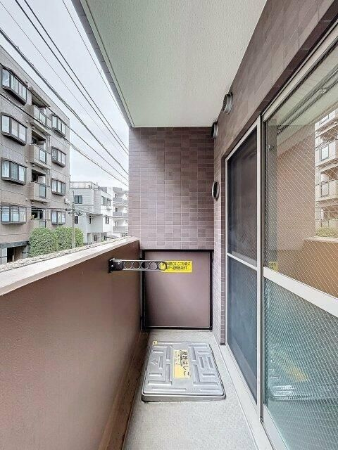 フェニックス武蔵関弐番館のバルコニー