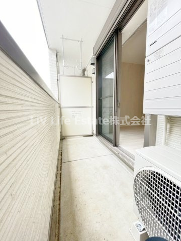 コイトハイツ　旧）新堀2丁目マンションのバルコニー