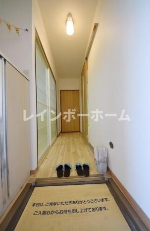 サンライズパレスの玄関