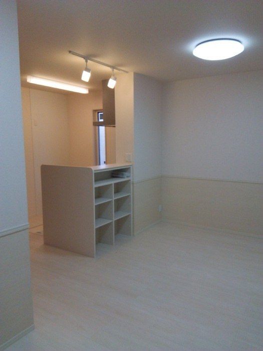 三葉屋の居間・リビング