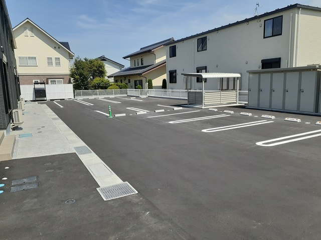 【駐車場】 | ポミエ
