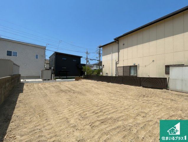 ●5(土)6(日)現地説明会！　生駒市小明町　限定1邸の外観|周辺は落ち着いた街並みの住宅地！子育てがしやすい住環境です！まだ未完成ですが、現地でしかわからない事もございます。是非一度ご覧ください。
