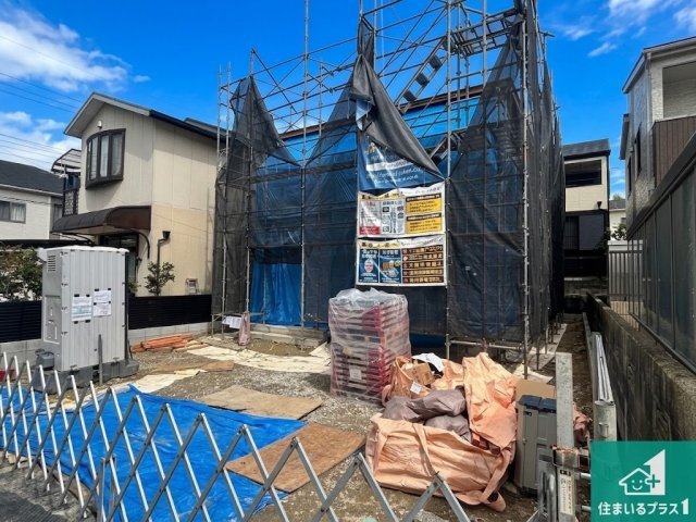 ●3(土)4(日)現地説明会！　生駒市小明町　限定1邸の外観|周辺は落ち着いた街並みの住宅地！子育てがしやすい住環境です！まだ未完成ですが、現地でしかわからない事もございます。是非一度ご覧ください。