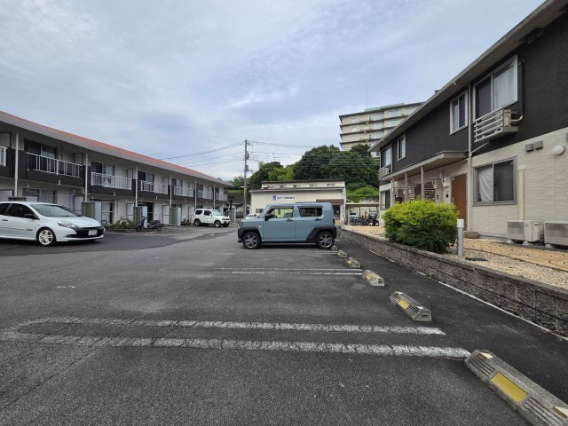 セジュールカミの駐車場