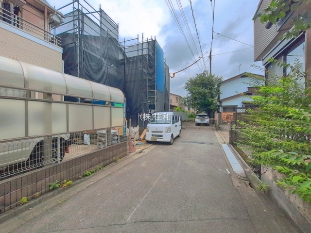 【新築分譲住宅】川越市旭町3丁目2期の前面道路含む現地写真