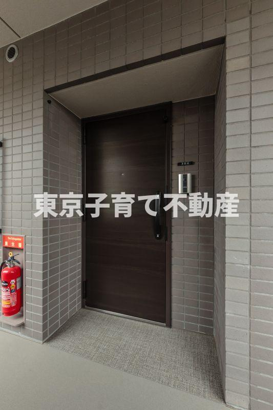 ステラメゾン田端の玄関