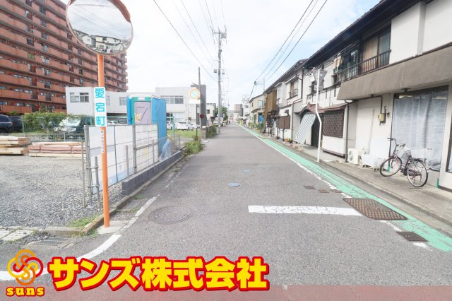 郡山市愛宕町　　　1号棟　　　橘小学校、郡山第３中学区　の外観|東側前面道路