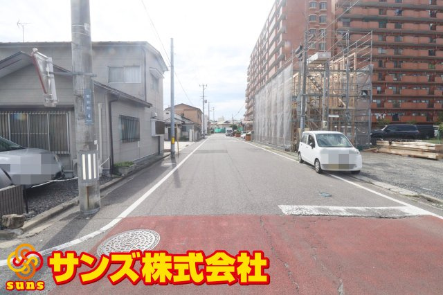 郡山市愛宕町　　　1号棟　　　橘小学校、郡山第３中学区　の外観|南側前面道路