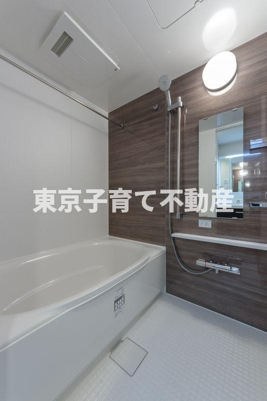 ステラメゾン田端の浴室