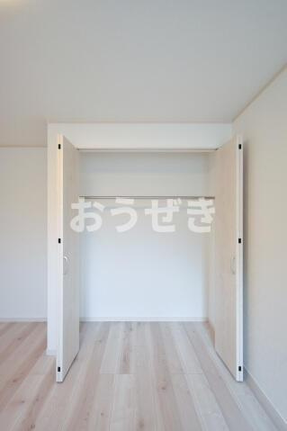 ヴェルデフラット弘明寺の居間・リビング
