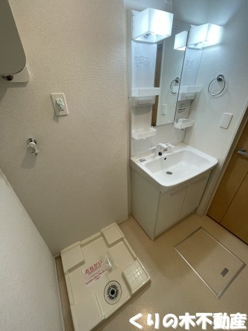 【洗面所】 | メリーアドニス　Ｂ | 使いやすい洗面所です