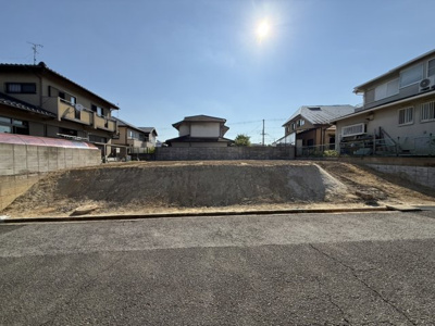 【外観】 | 【プレイワーク鶴山台1丁目】鶴山台北小・建築条件なし・更地渡し・土地63.4坪 | 外観もきれいです
