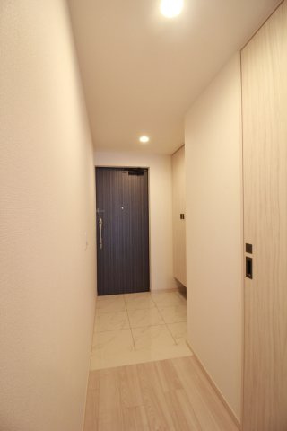 リコット東岡崎の玄関
