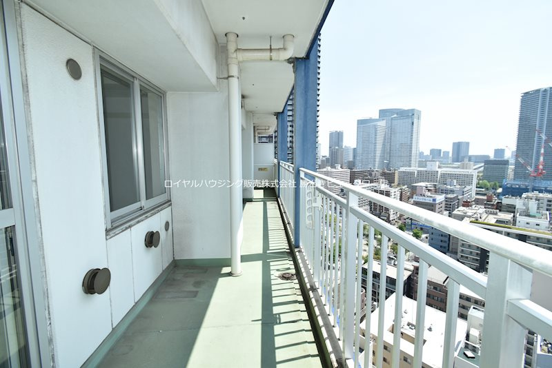 奥行のあるベランダです！