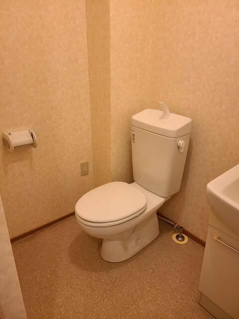 八王子市北野町のアパートのトイレ