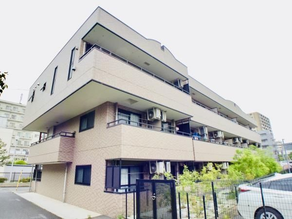 フジ・プライムコートの外観
