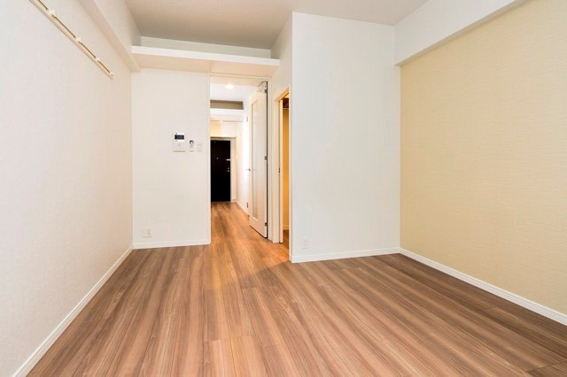 新品家具付きマンション春吉16(KaGood福岡)の洋室|サイト内間取りは反転になります。 (※現況優先)
