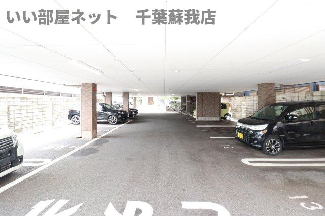 セモア中山の駐車場|車をお持ちの方に嬉しい駐車場付きの物件です