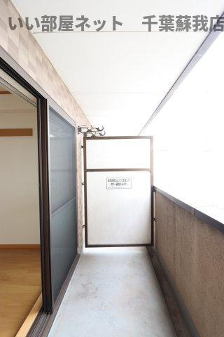 セモア中山のバルコニー|暖かな日差しのふりそそぐバルコニー