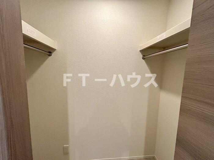 ディーカメリアの収納|クローゼット