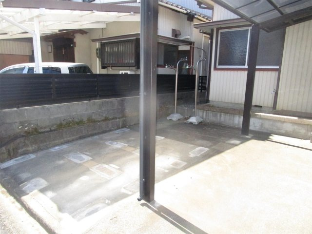 東小川　総和貸家の駐車場