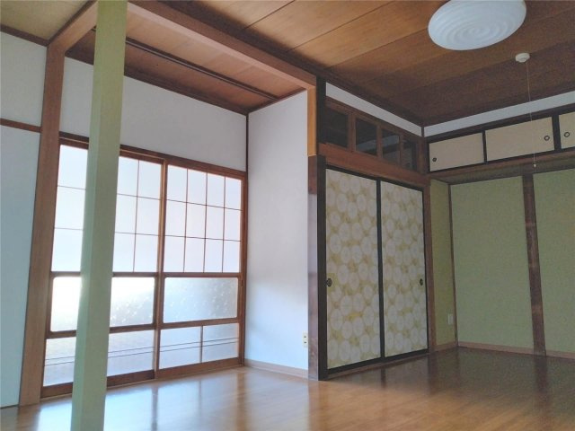 東小川　総和貸家の内装