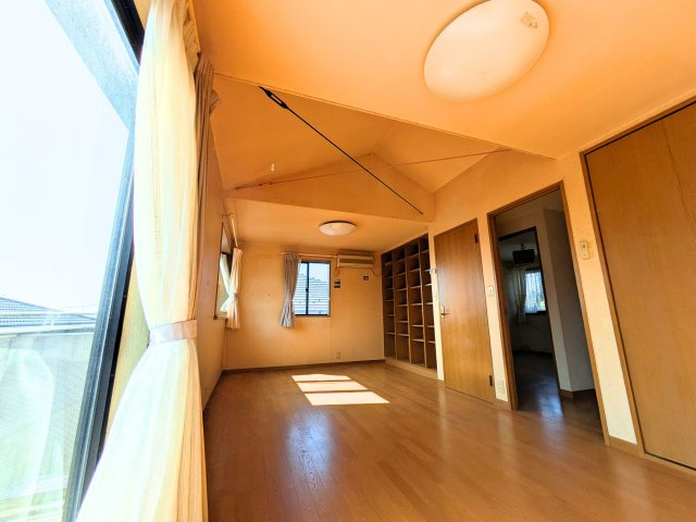 湯の山2丁目戸建ての洋室|                                                  