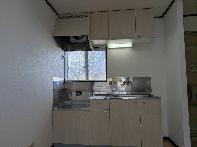 フォーブル大東のキッチン