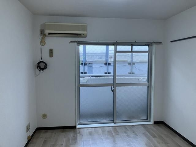 【寝室】