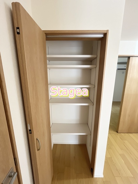 フォレストメゾン北上尾 E棟の収納