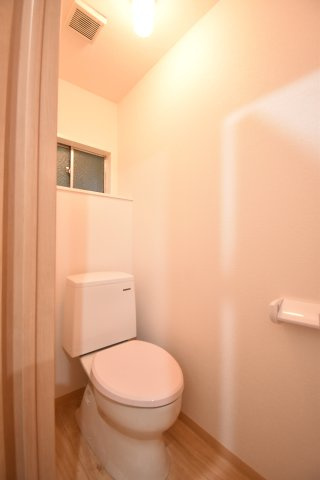 第二紀和マンションのトイレ