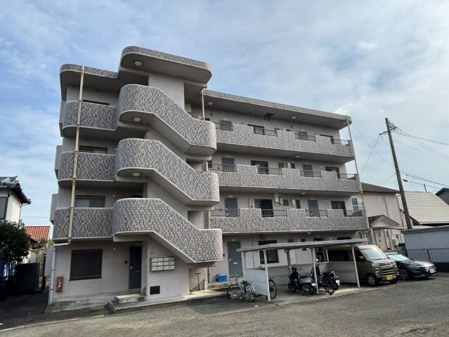 グランディールの外観