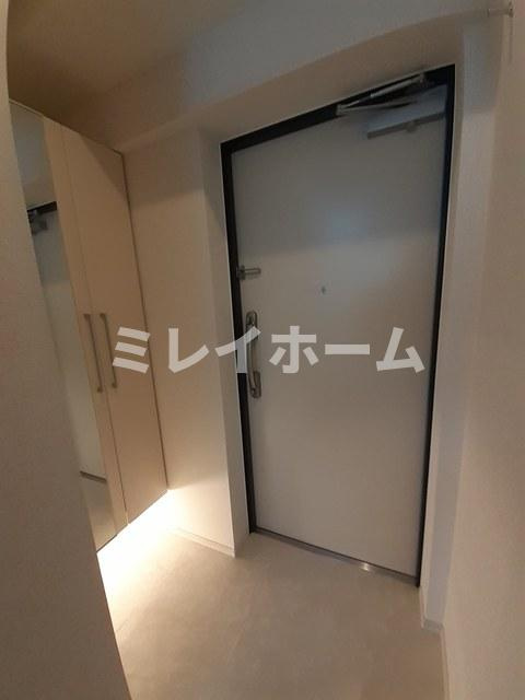 グランドモンド羽田の玄関