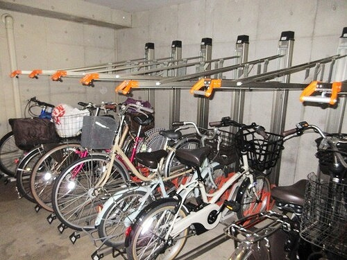 グランドステージ海岸通りのその他|駐輪場