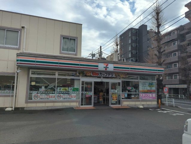 レオパレスポピンズの周辺