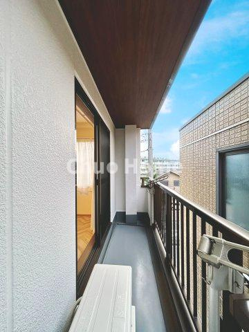足立区東和1丁目中古住宅のバルコニー|バルコニーは3か所あります