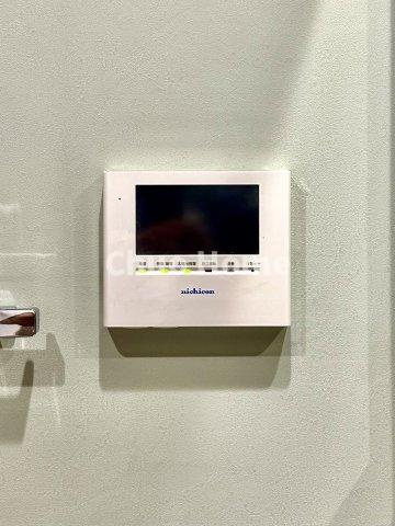 足立区東和1丁目中古住宅の発電・温水設備|太陽光発電