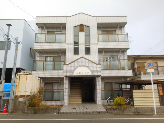 山本ハイツの外観