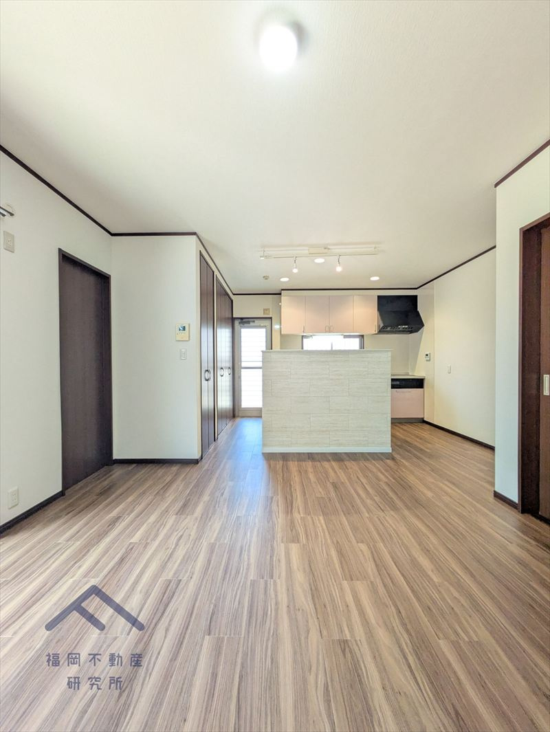 古賀市薬王寺　戸建ての居間・リビング