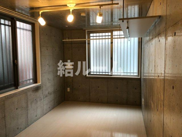 北区豊島２丁目の賃貸マンションの居間・リビング