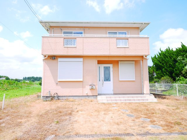 茂原市小轡　中古戸建の外観|敷地約63坪 駐車4台 平成15年6月築 田園地帯で自然豊かな立地 2階リビング 