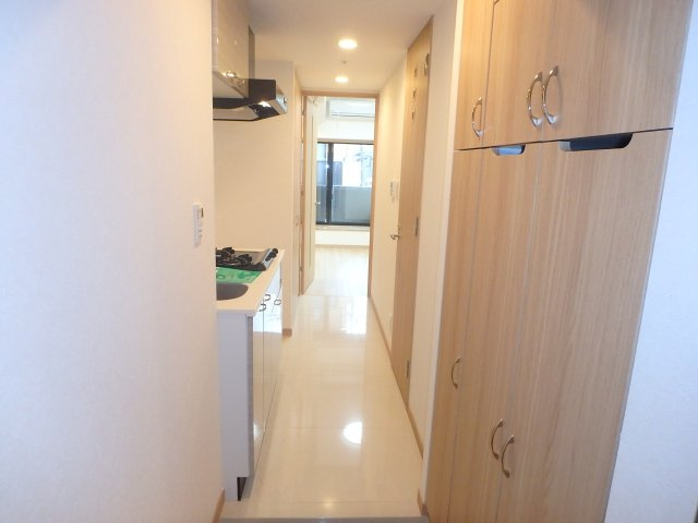 ルーブル新丸子の玄関|他のお部屋の参考写真となります。