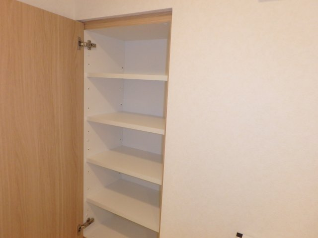ルーブル新丸子の収納|他のお部屋の参考写真となります。