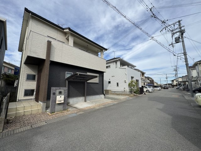 明石市二見町東二見戸建の前面道路含む現地写真