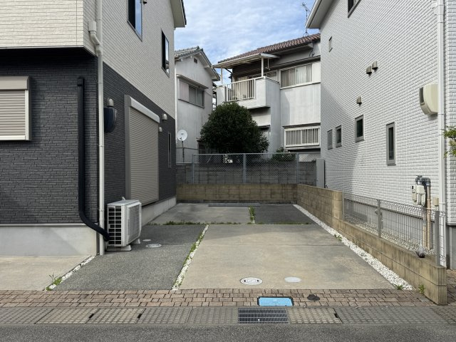 明石市二見町東二見戸建の駐車場