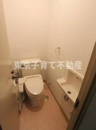 文京区本駒込２丁目の賃貸マンションのトイレ