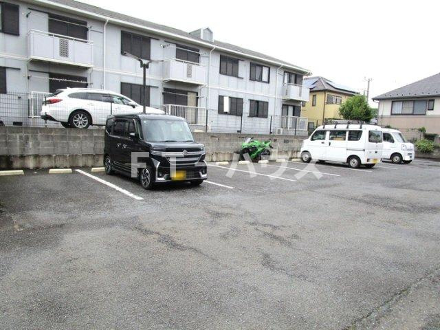 レジデンスヒルトップ Ⅴの駐車場|駐車場（要空き確認）